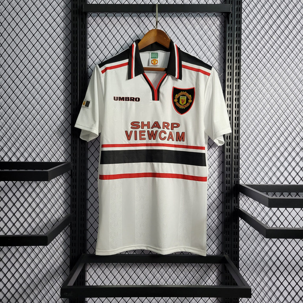 Manchester United 1997/99 Away - Retro