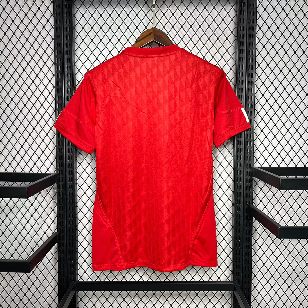 Liverpool FC 2010/12 Home - Retro