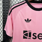 Newcastle United 2025/26 Goalkeeper - Fan Version