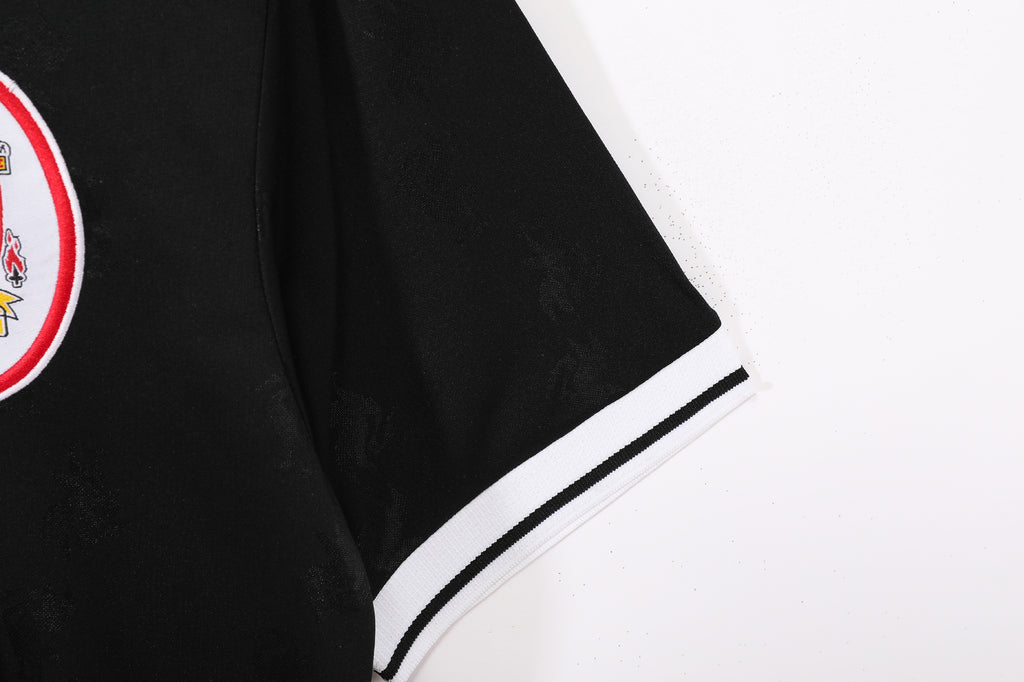 Liverpool FC 1996/98 Blackout Home - Retro