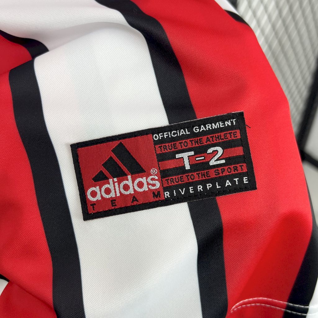 River Plate 1999/00 Third - Retro