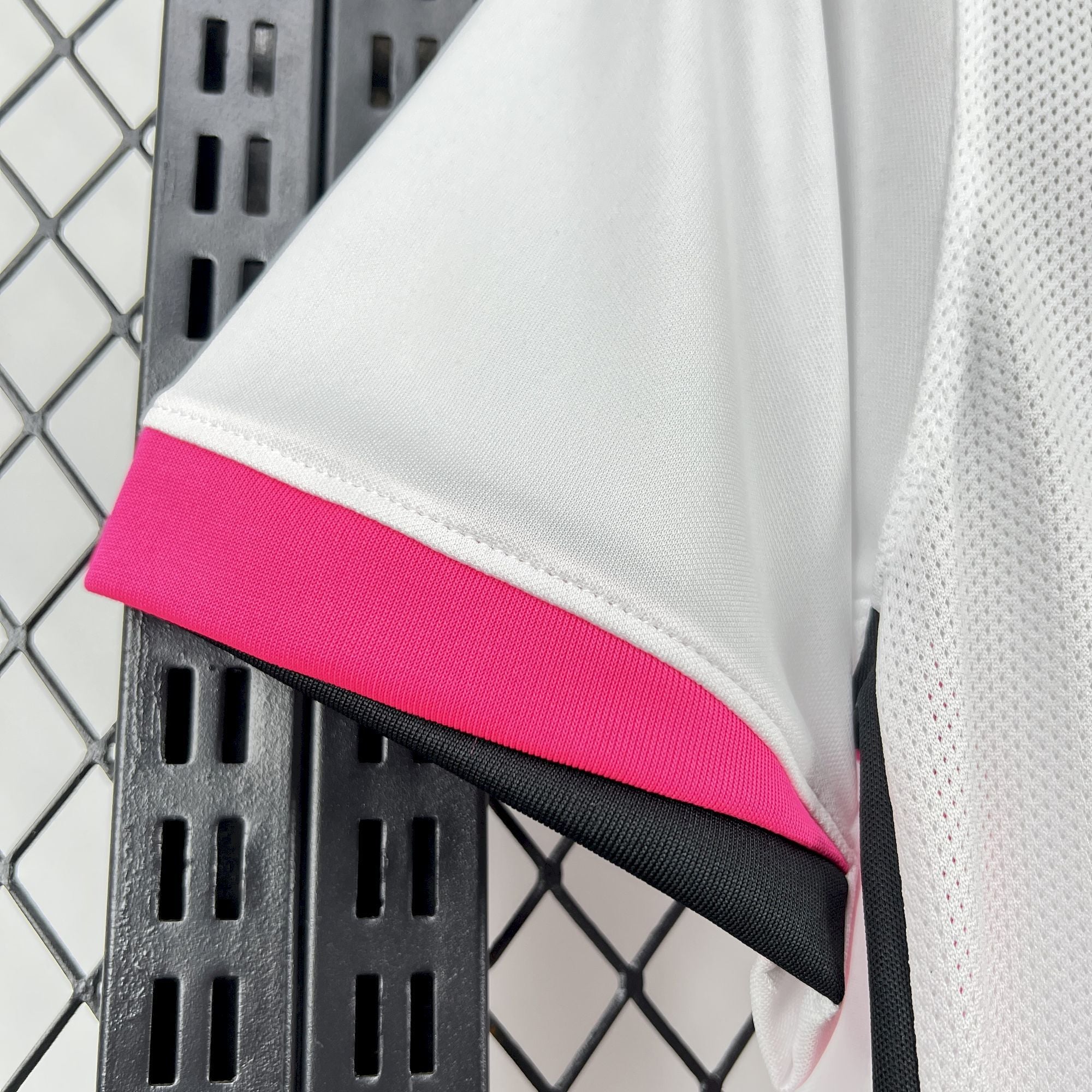 Sporting CP 2025/26 Pink October - Fan Version