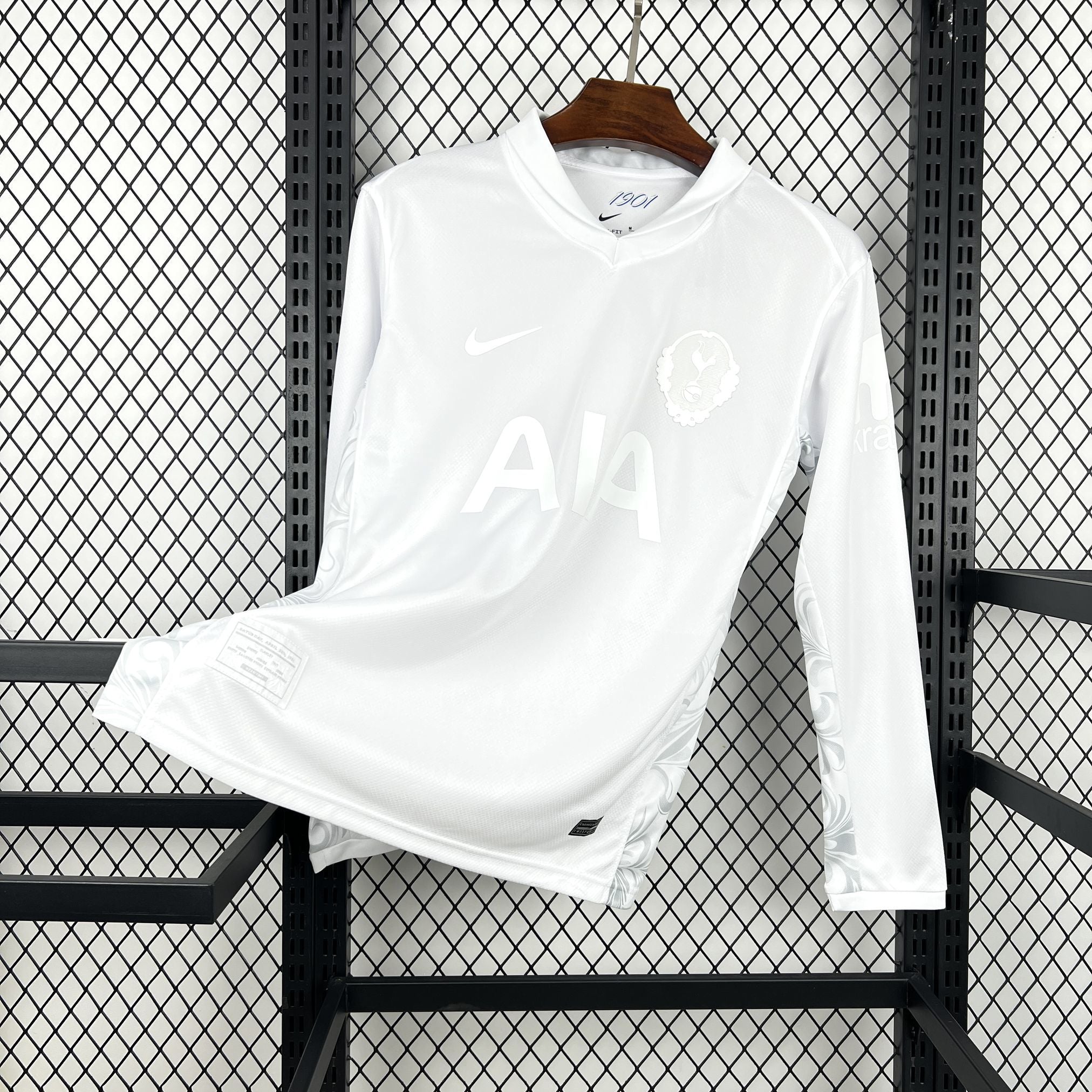 Tottenham Hotspur 2025/26 125th Anniversary Long Sleeve - Fan Version