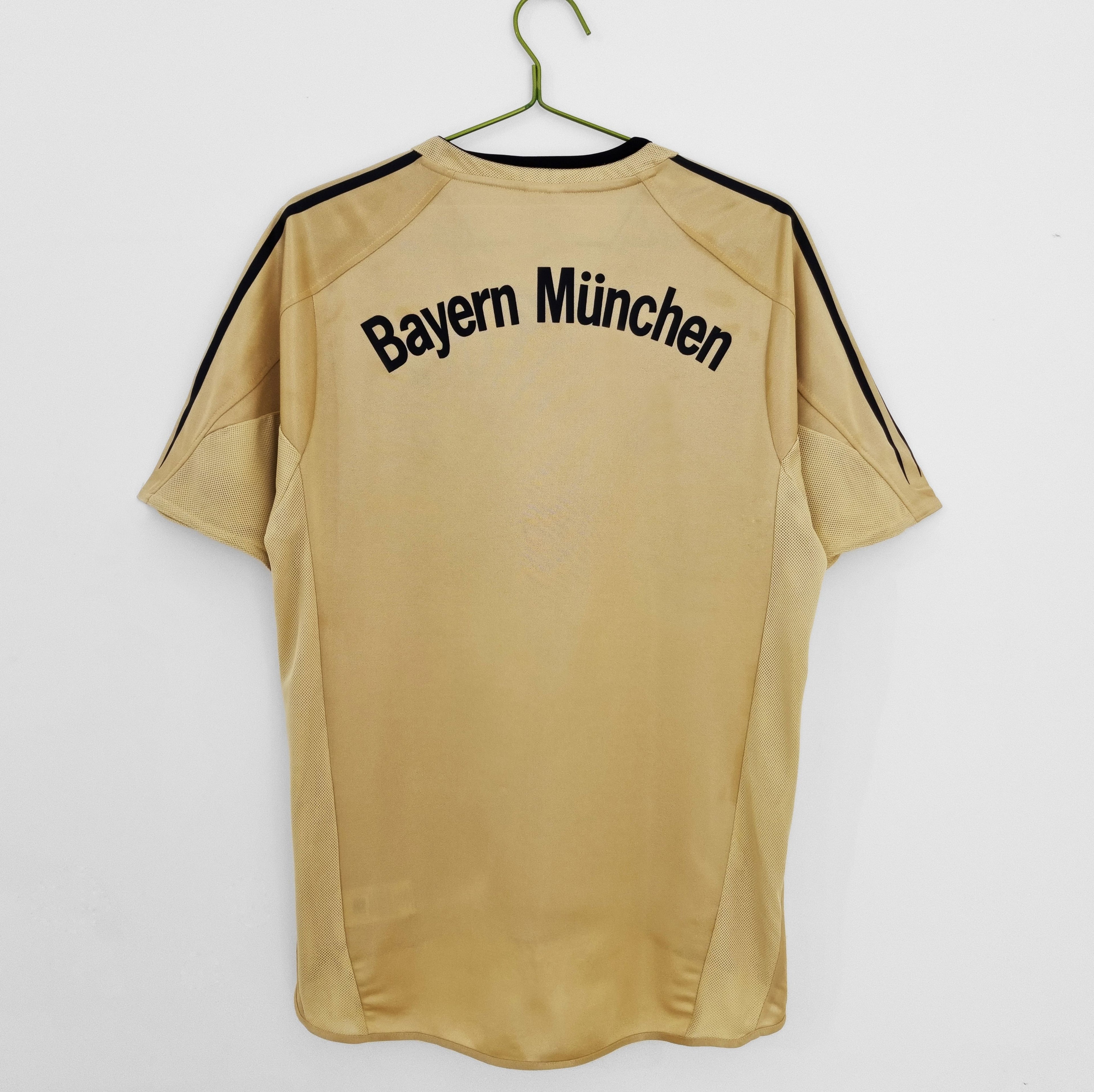 Bayern Munich 2004/05 Away - Retro