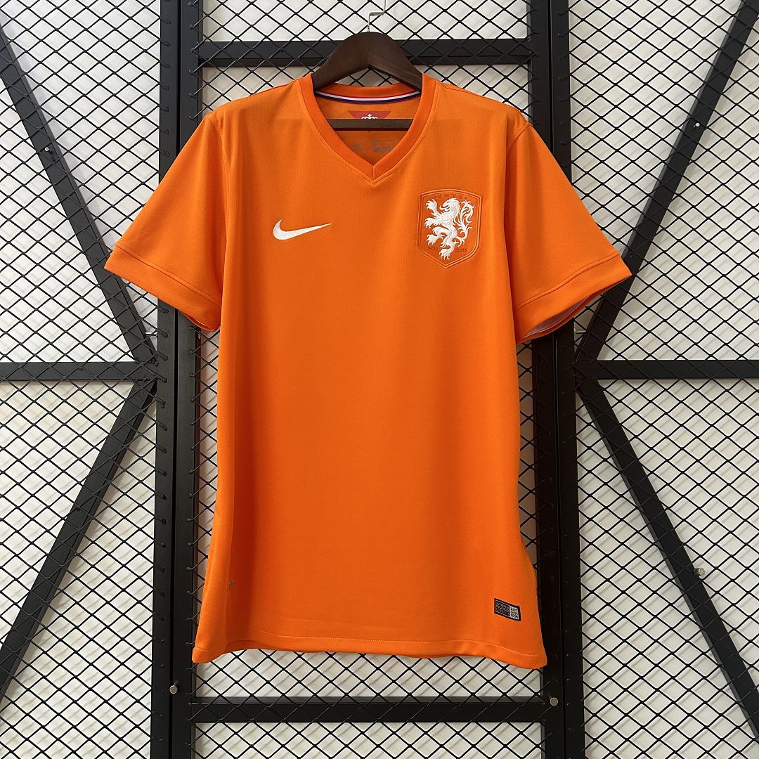 Netherlands 2014 Home - Retro