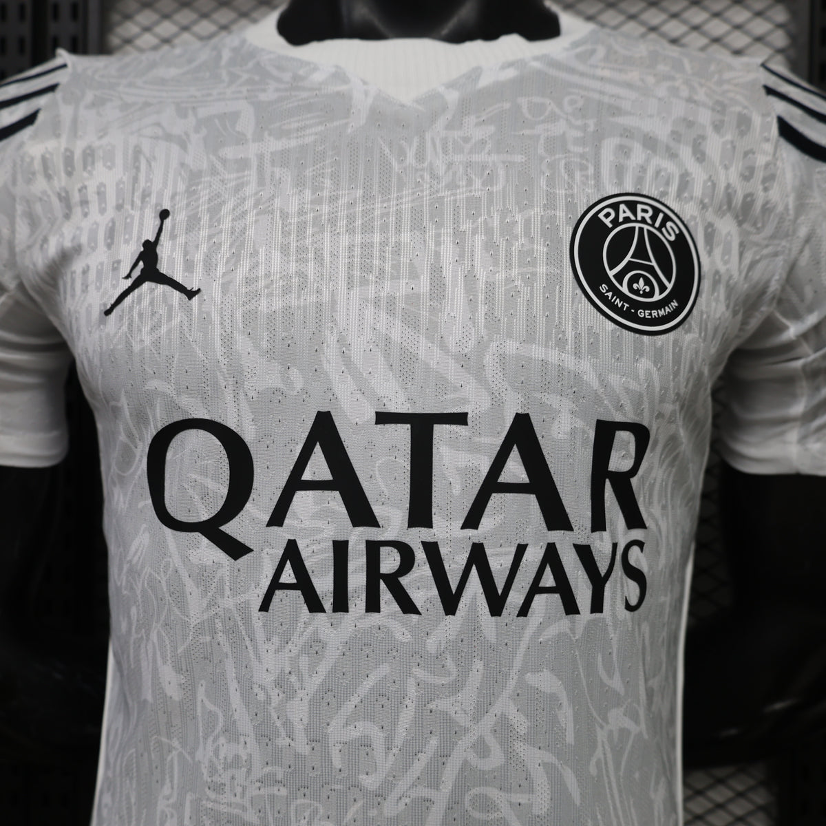 Paris Saint-Germain 2026/27 Fourth - Player Version