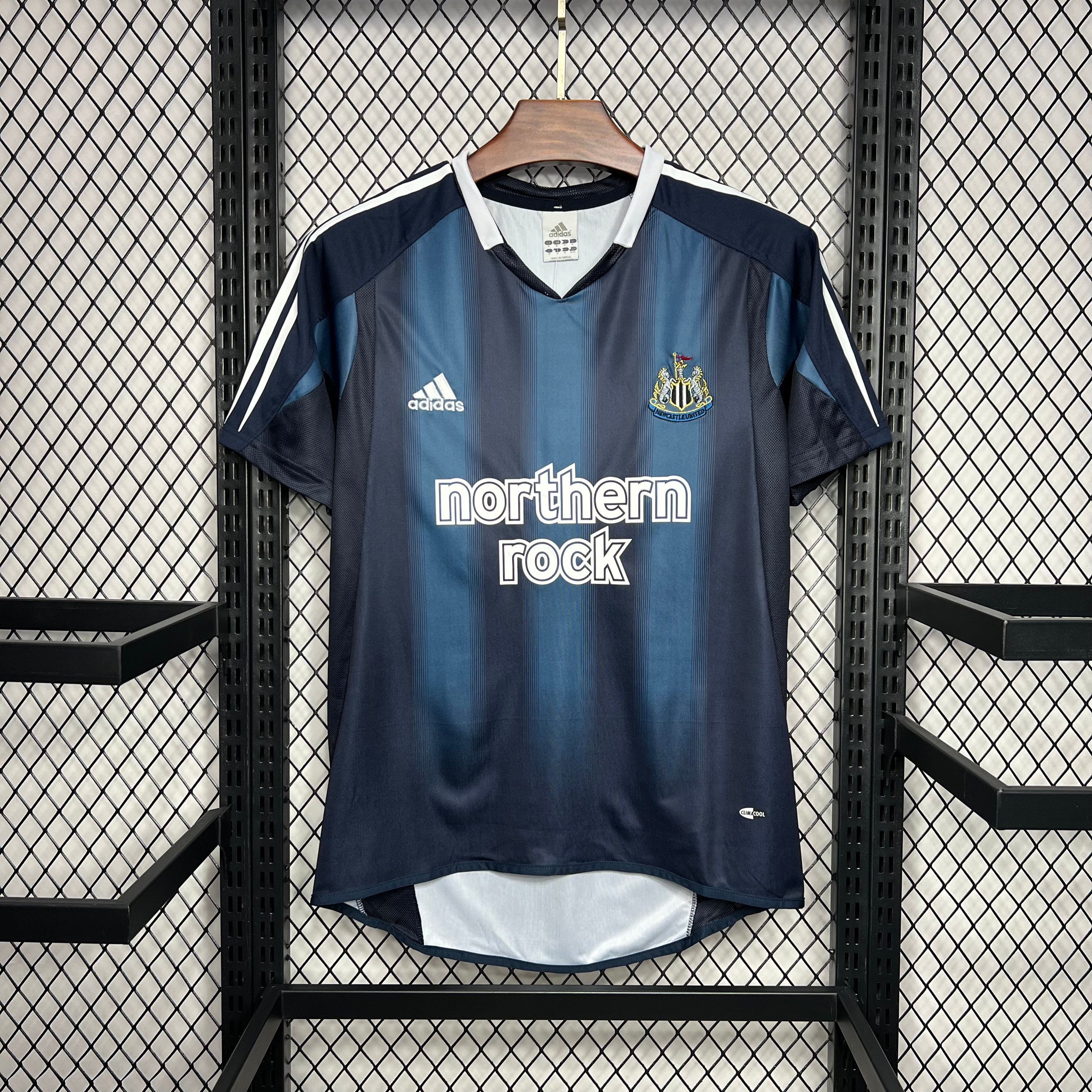 Newcastle United 2005/06 Away - Retro