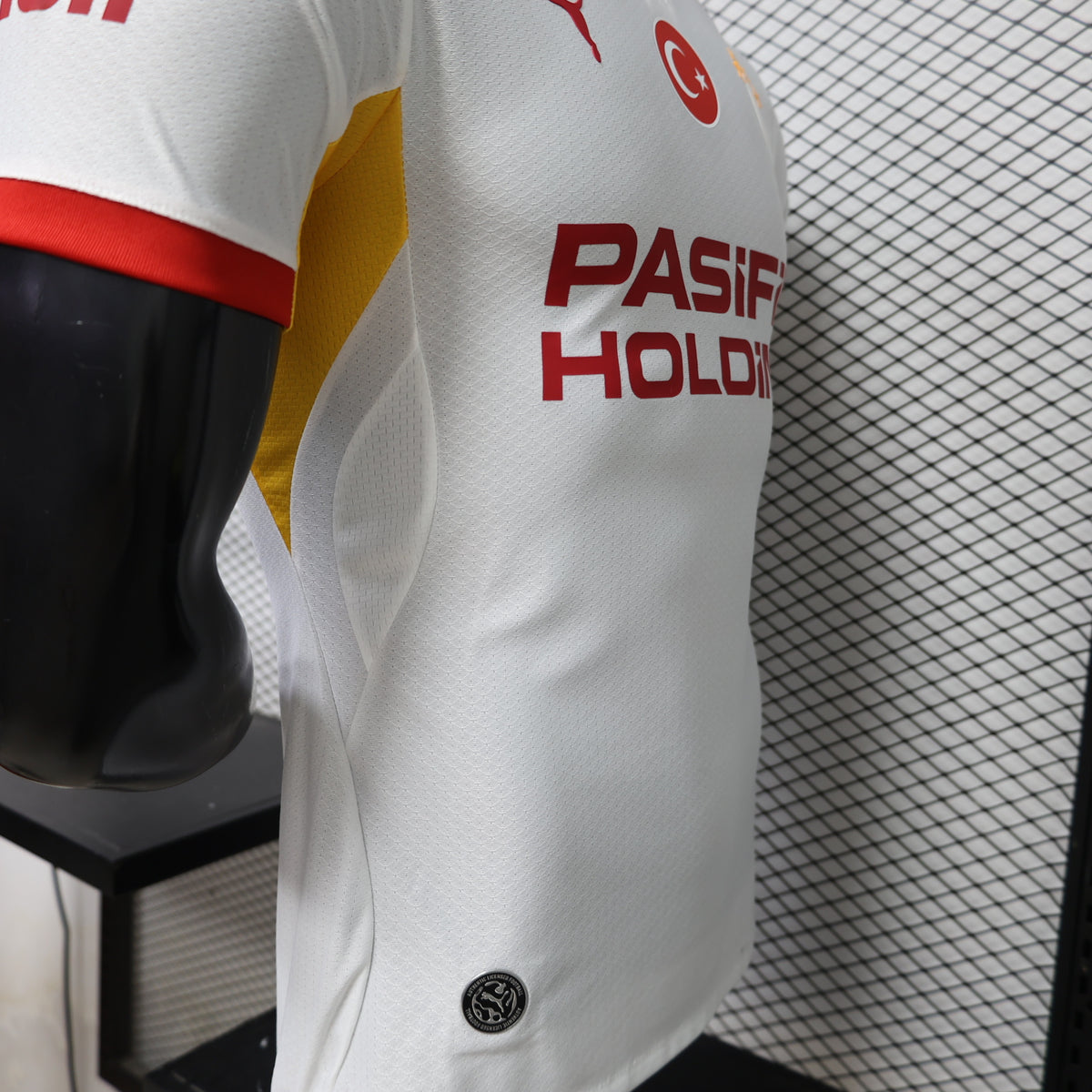 Galatasaray 2026/27 Away - Player Version