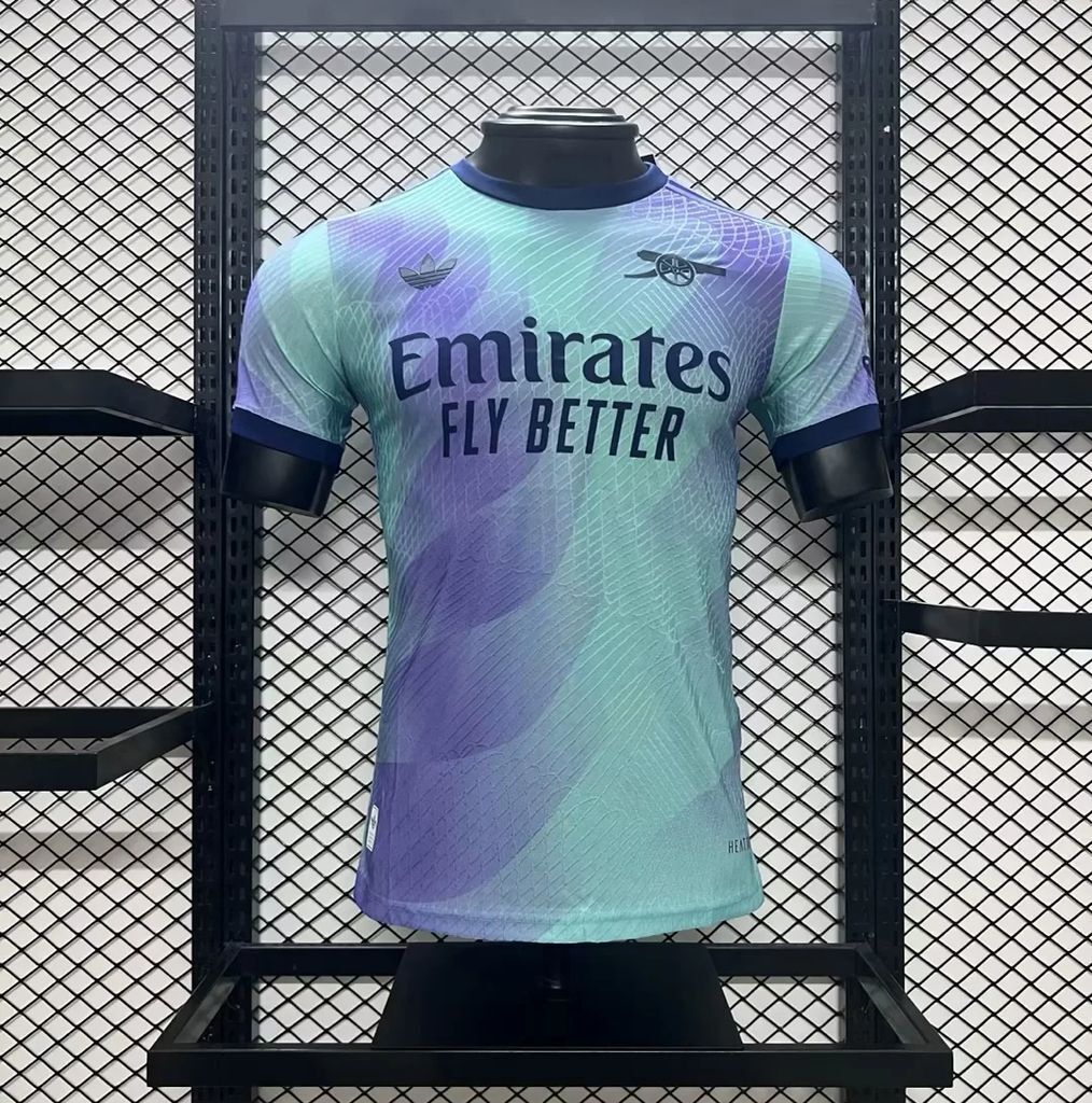 Arsenal third player football jersey, light blue/purple, Emirates logo, short sleeves