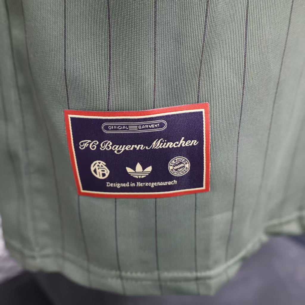 Bayern Munich 2026 Terrace Icons Dark Green Casual