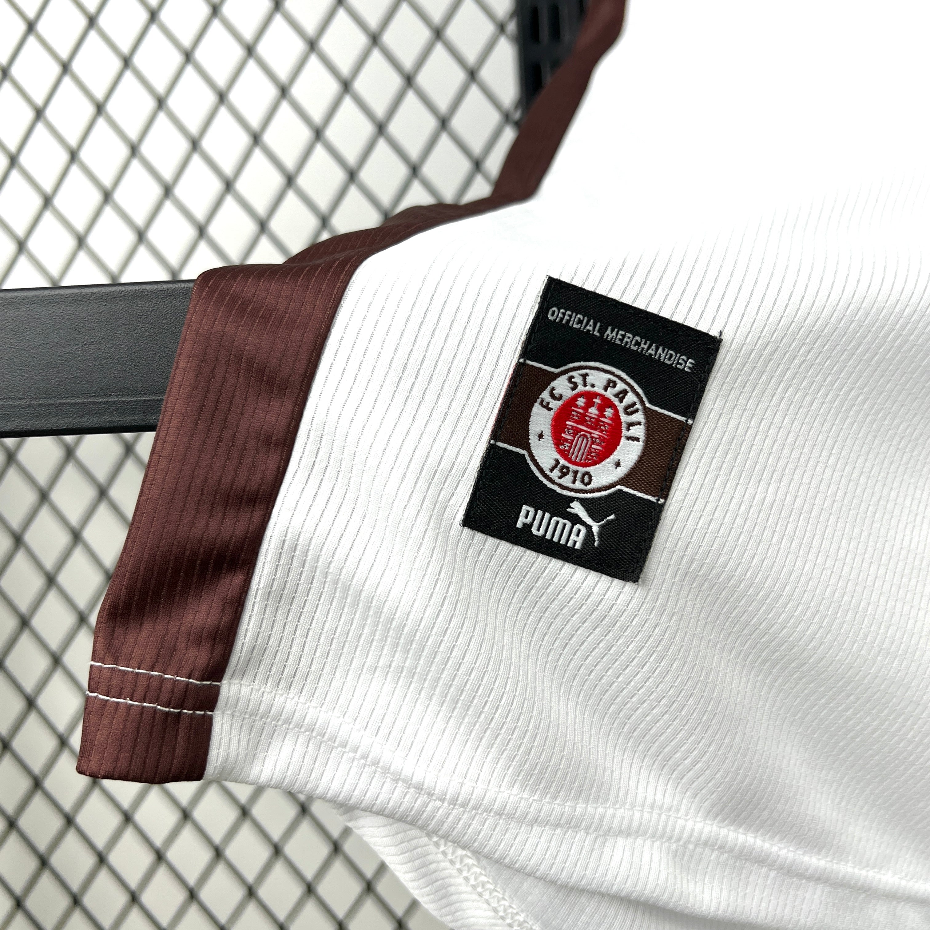 St. Pauli 1999/00 Home - Retro