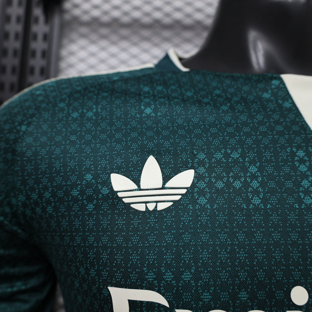 Real Madrid 2026/27 Away Long Sleeve - Player Version