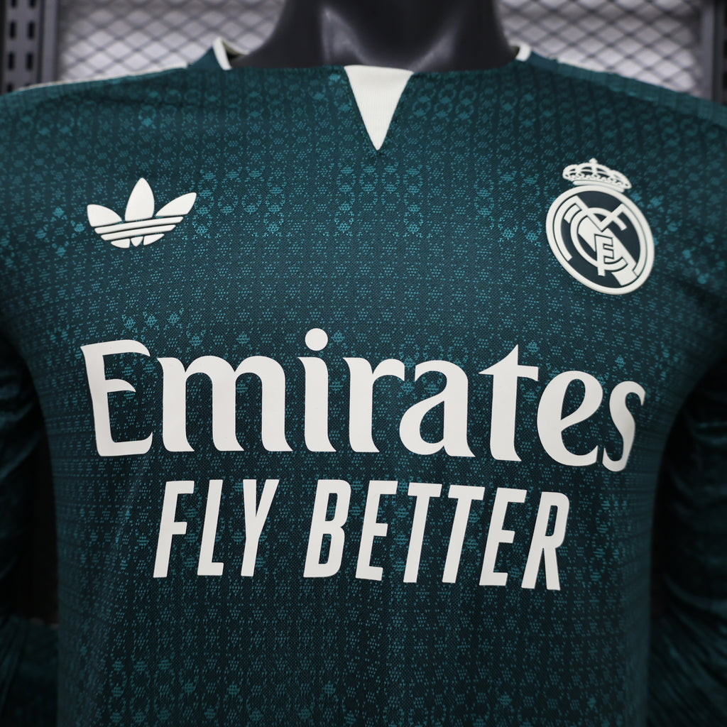 Real Madrid 2026/27 Away Long Sleeve - Player Version
