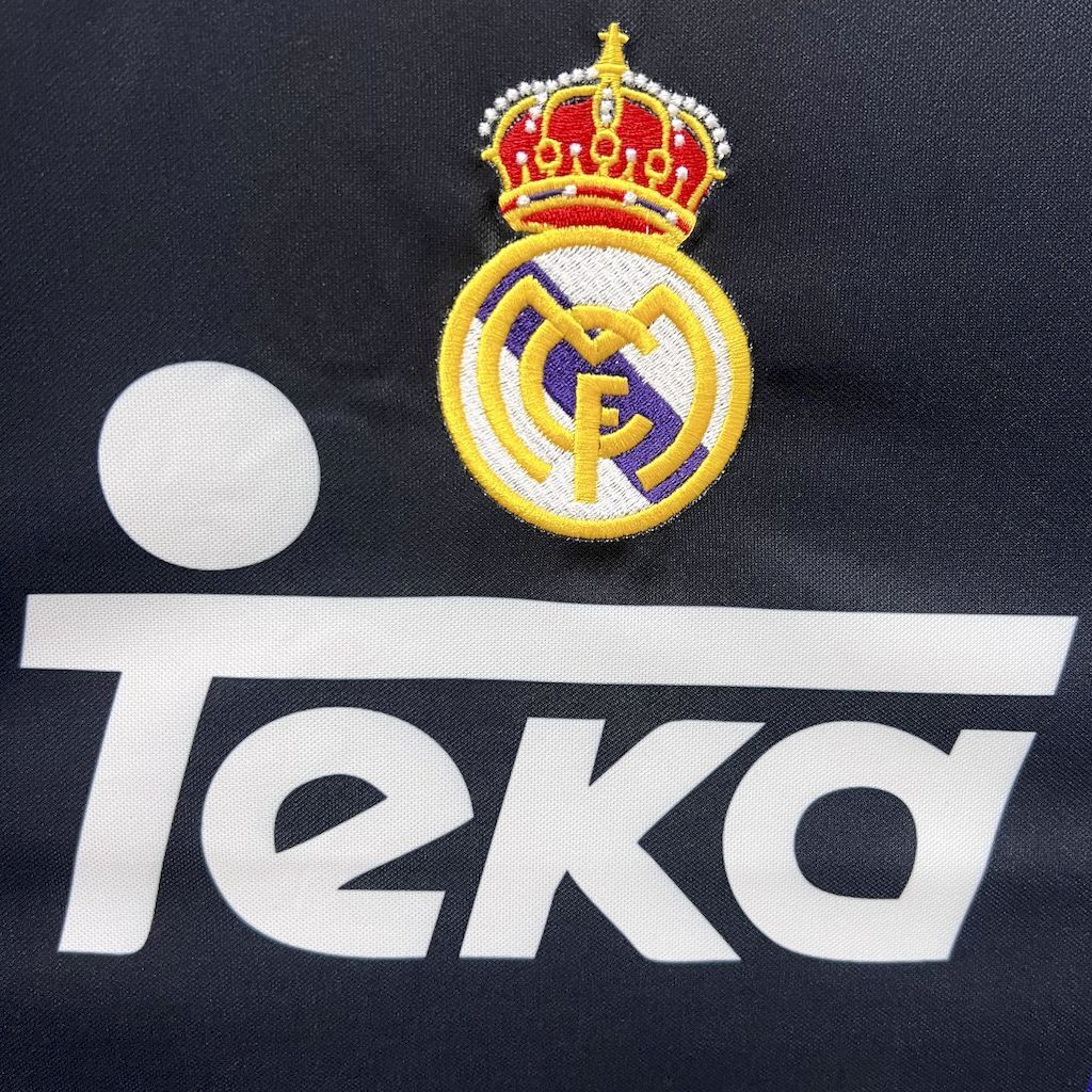 Real Madrid  1997/98 Third - Retro