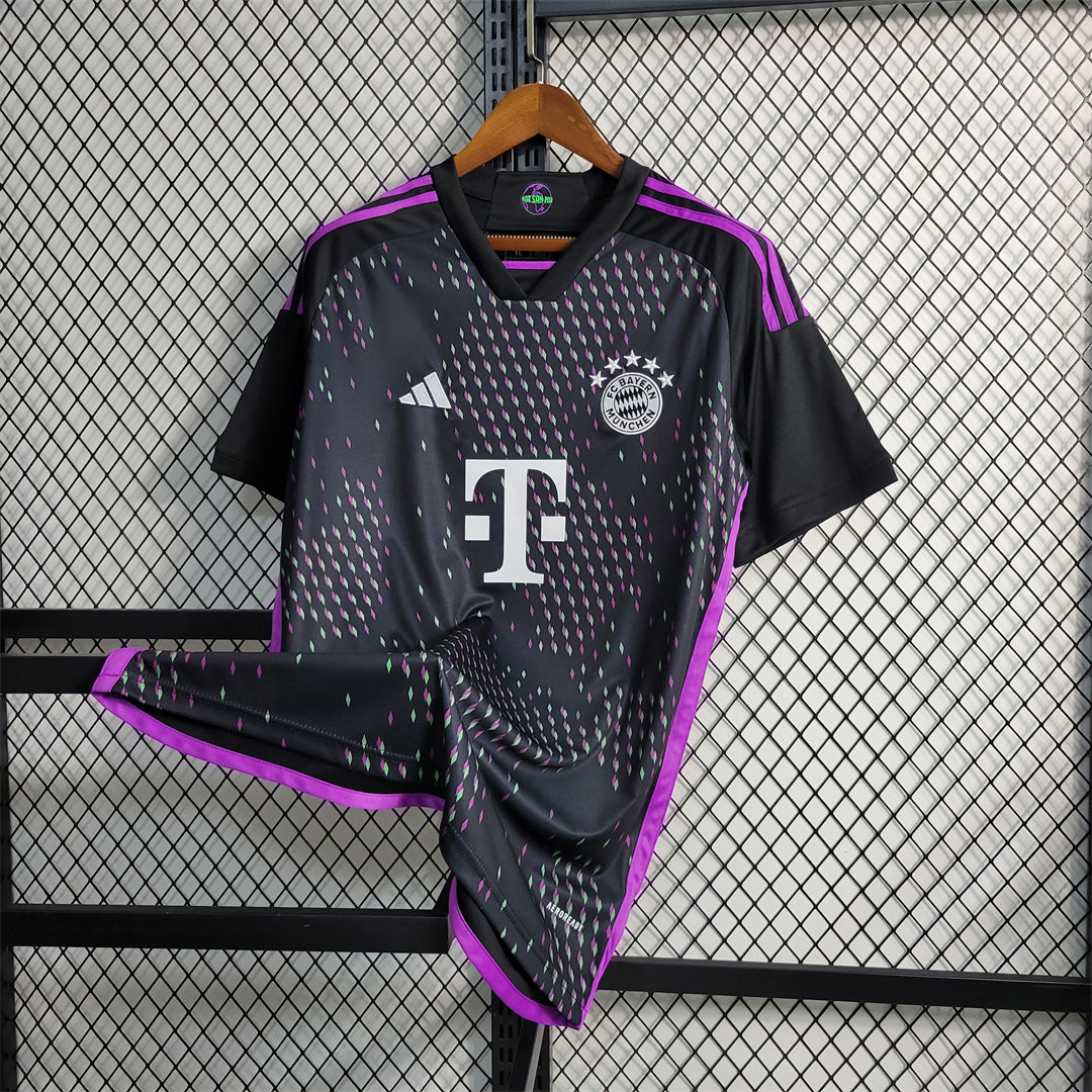 Bayern Munich 2023/24 Away - Fan Version