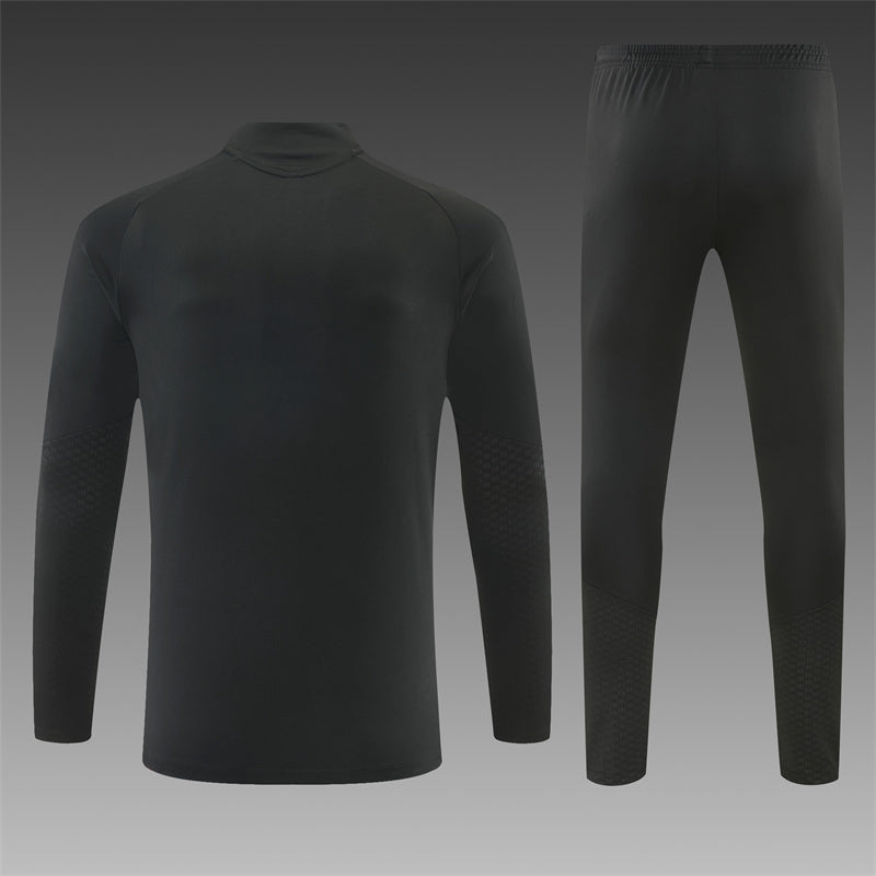 Real Madrid 2026/27 Blackout ¼  Zip Training Set | Adult + Kids Sizes
