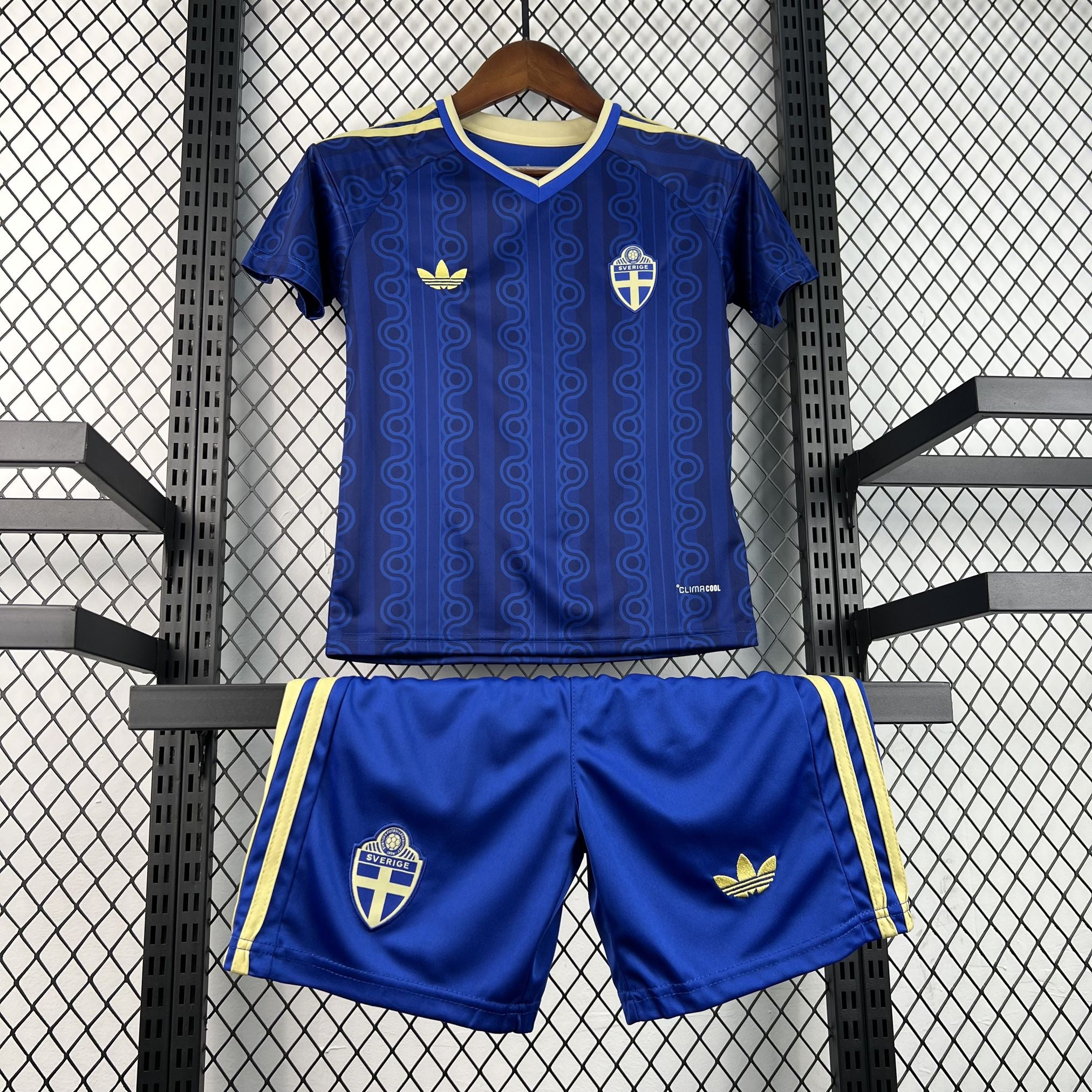 Sweden 2026 Away - Kid Kit