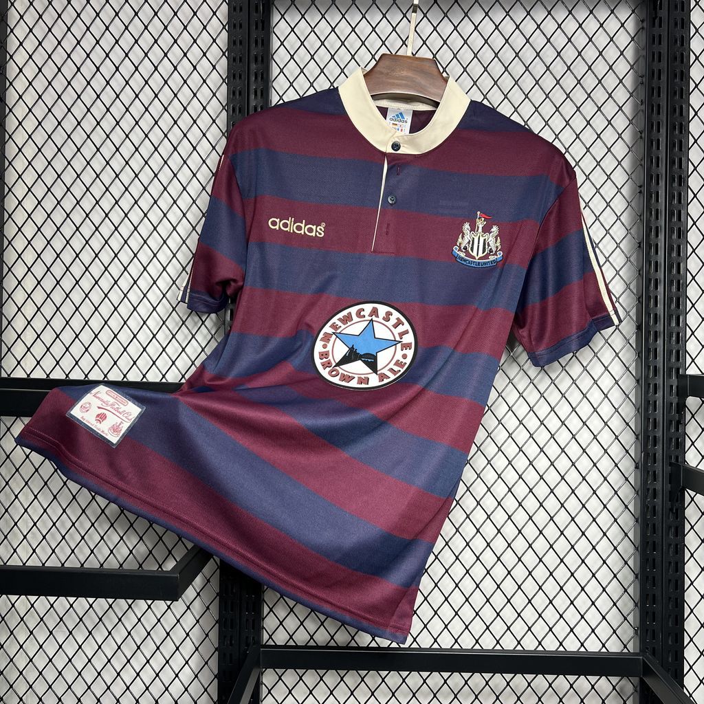 Newcastle United 1995/96 Away - Retro