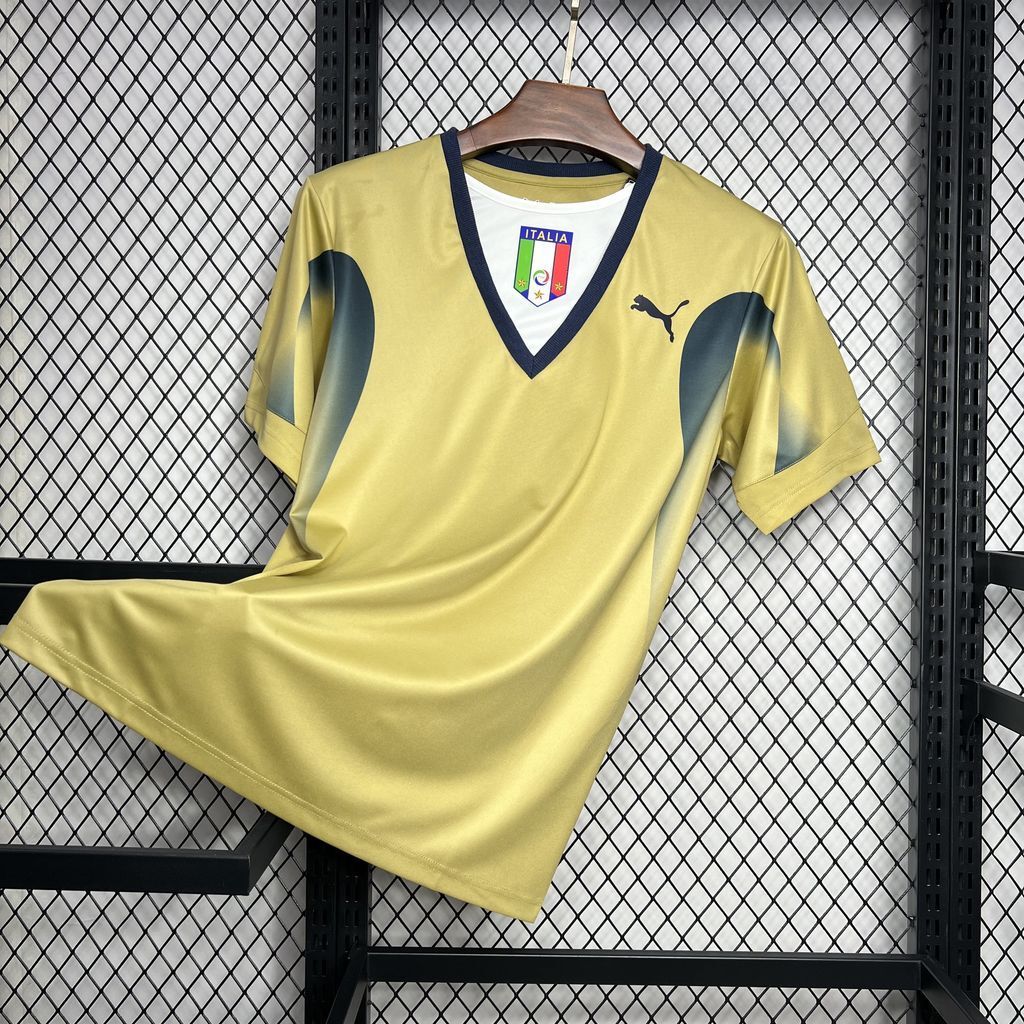 Italy 2006 Goalkeeper - Retro