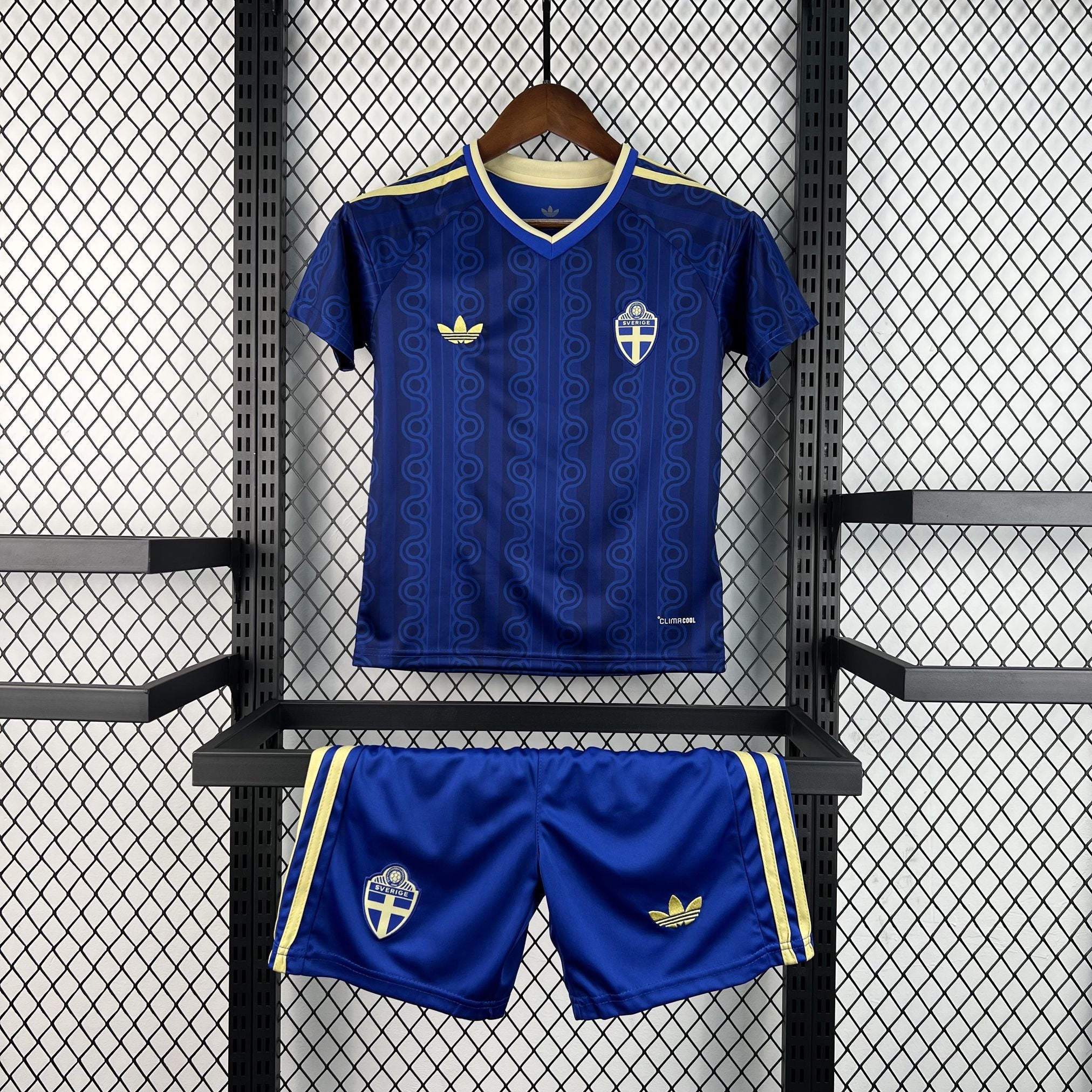 Sweden 2026 Away - Kid Kit