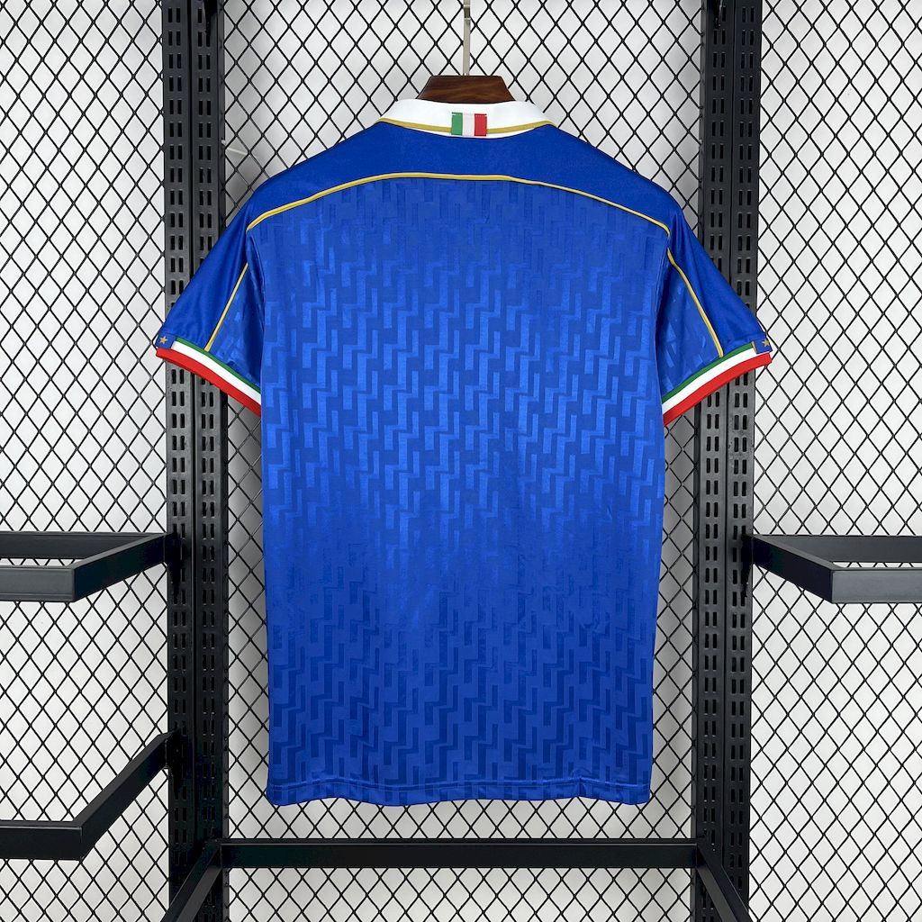 Italy 1995 Home - Retro