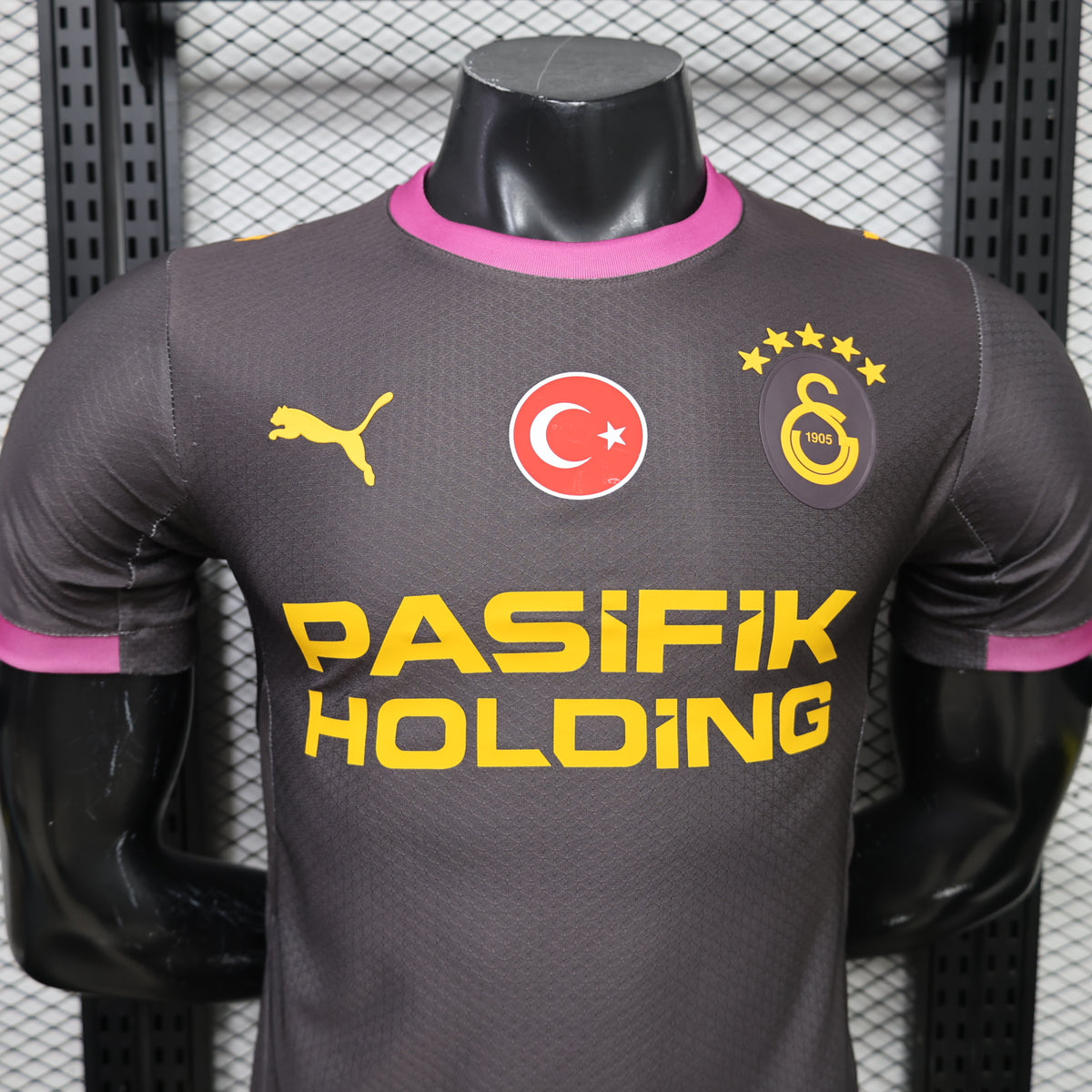 Galatasaray 2026/27 Away - Player Version