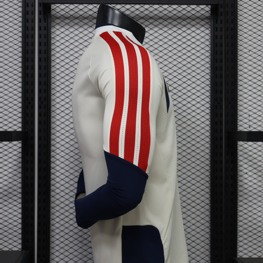 Bayern Munich 2026/27 White ¼  Zip Player Version Training Top