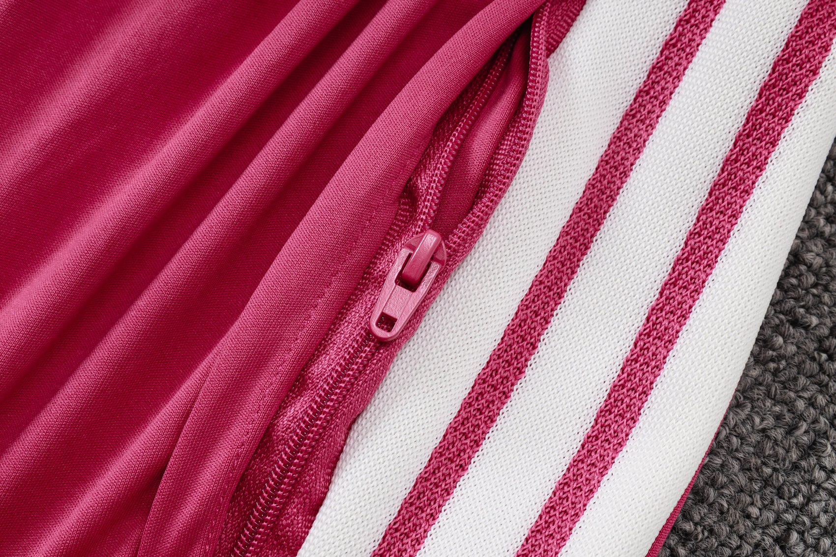 Real Madrid 2026/27 Pink  ¼ Zip Training Set | Adult + Kids Sizes