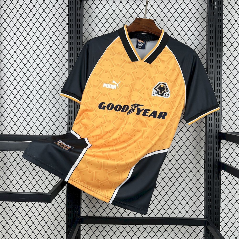 Wolverhampton 1996/98 Home - Retro