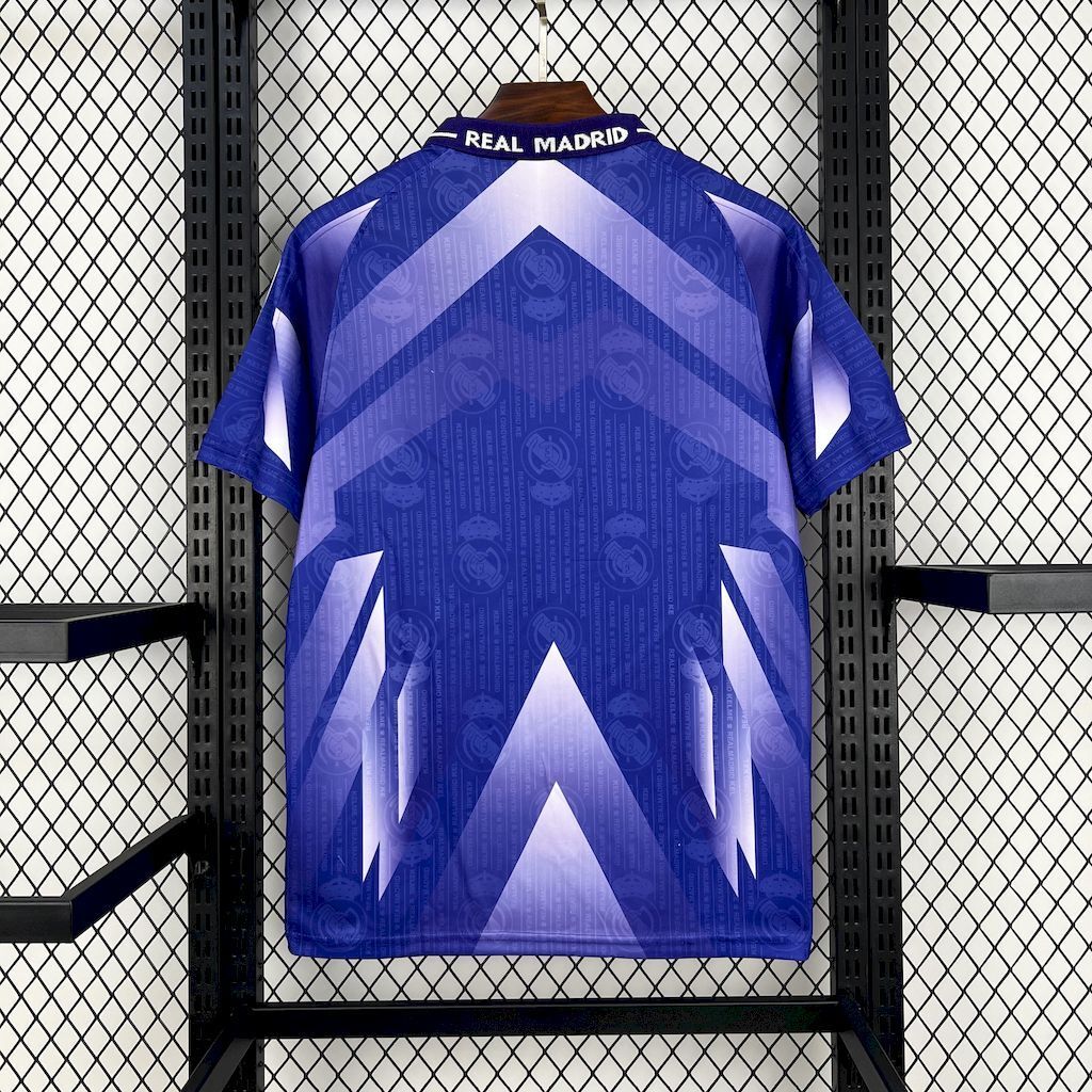 Real Madrid 1996/97 Away - Retro