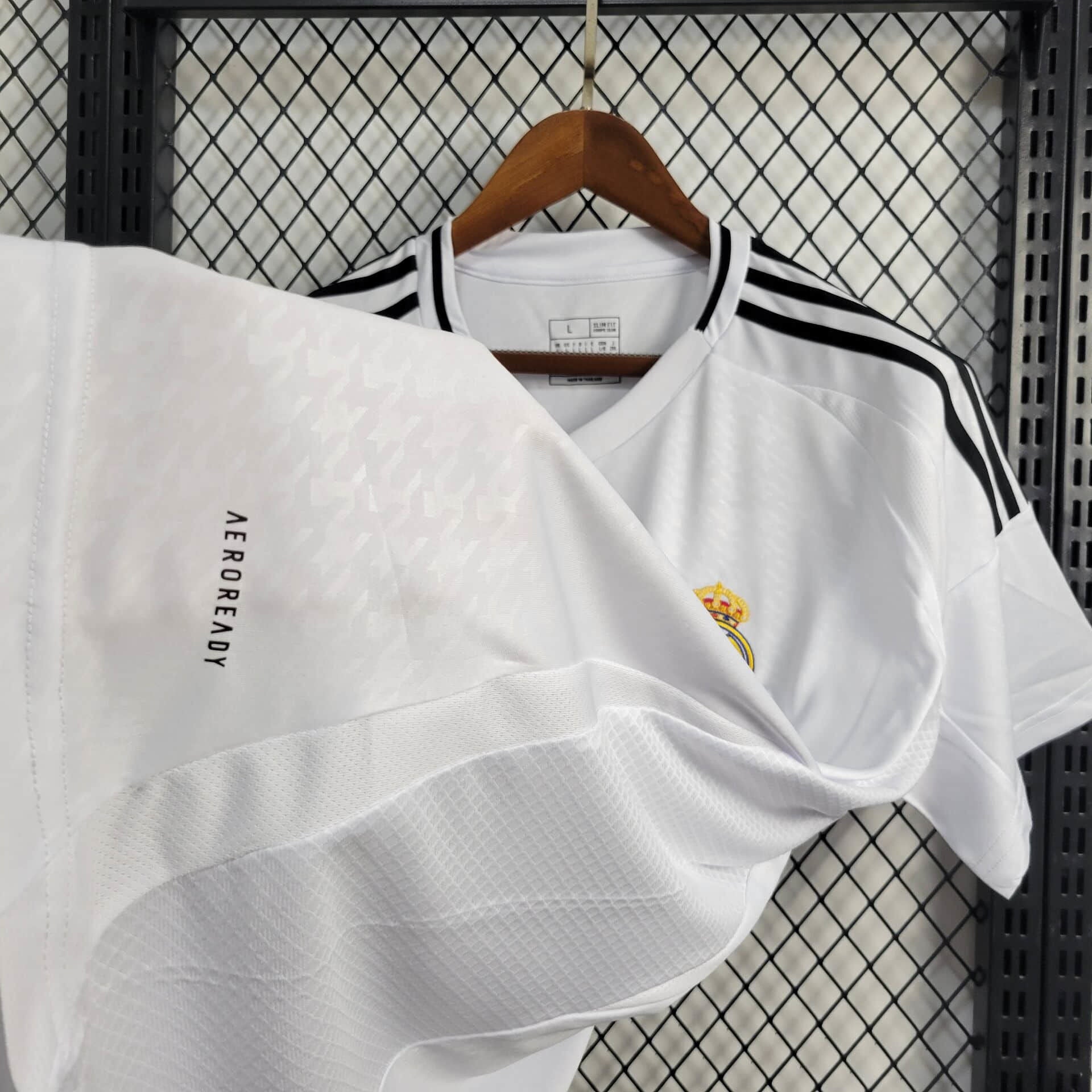 Real Madrid 2024/25 Home - Fan Version