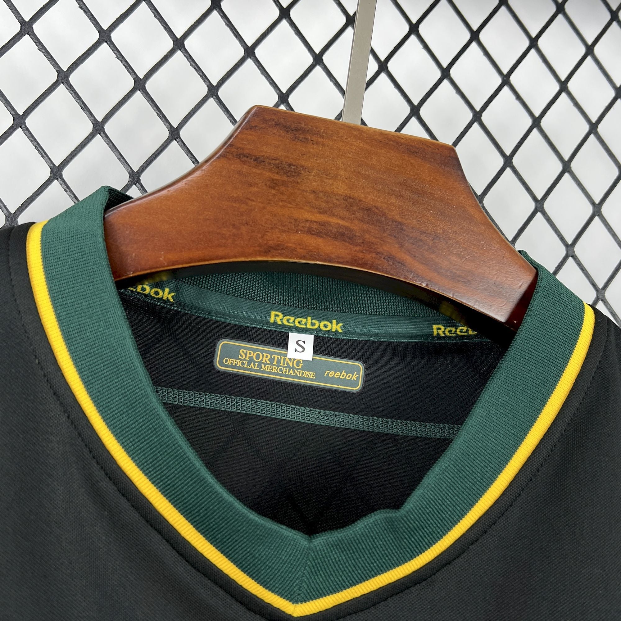 Sporting CP 2002/03 Away - Retro