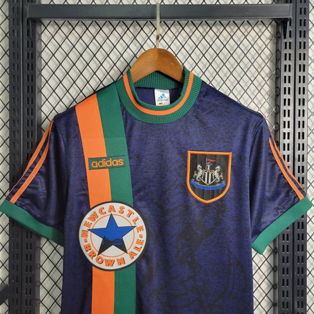 Newcastle United 1997/98 Away - Retro