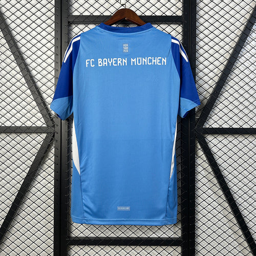 Bayern Munich blue goalkeeper jersey back view with FC Bayern Munich text