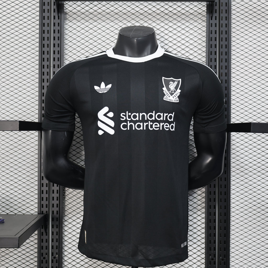 Liverpool FC 2025/26 Goalkeeper Third - Player Version