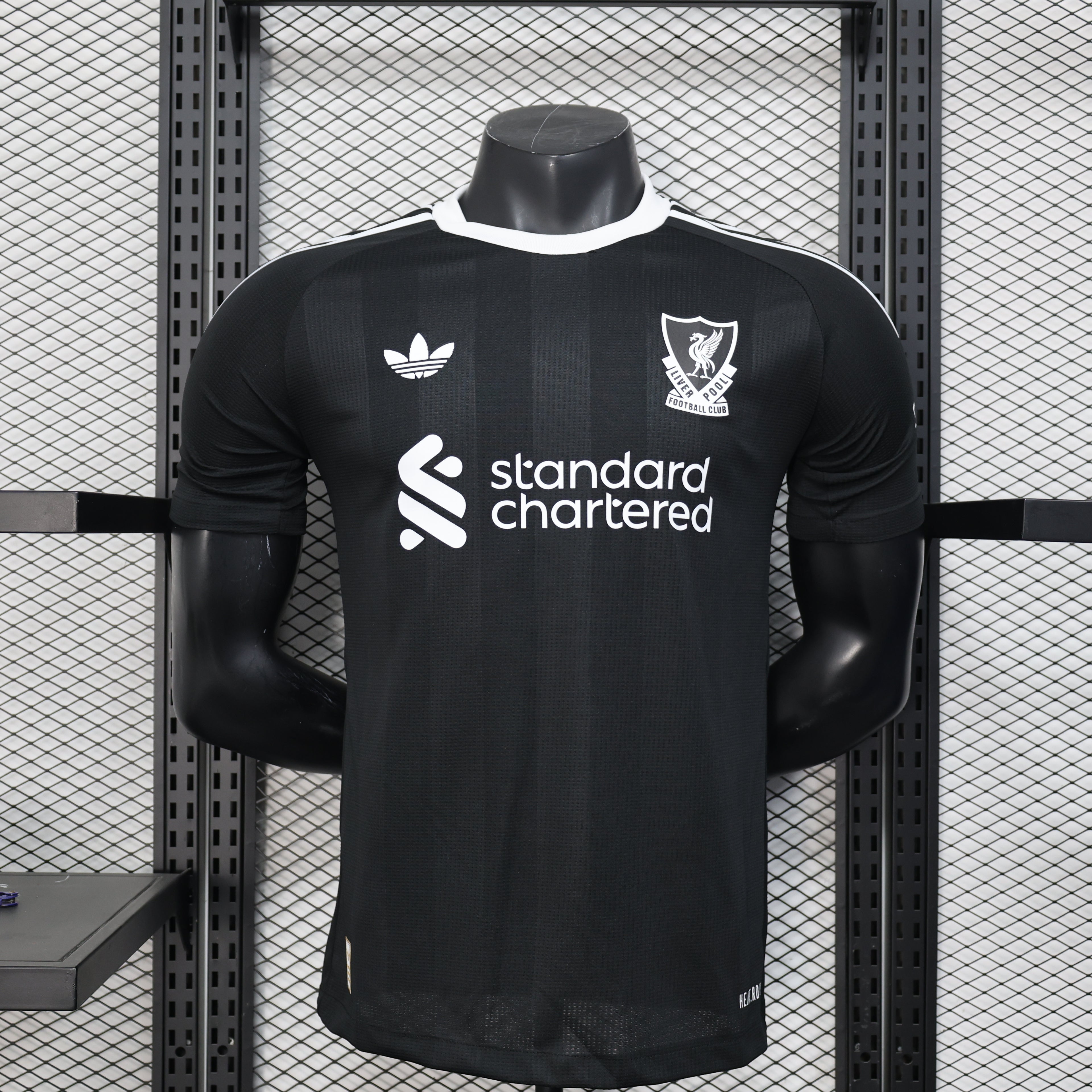 Liverpool FC 2025/26 Goalkeeper Third - Player Version