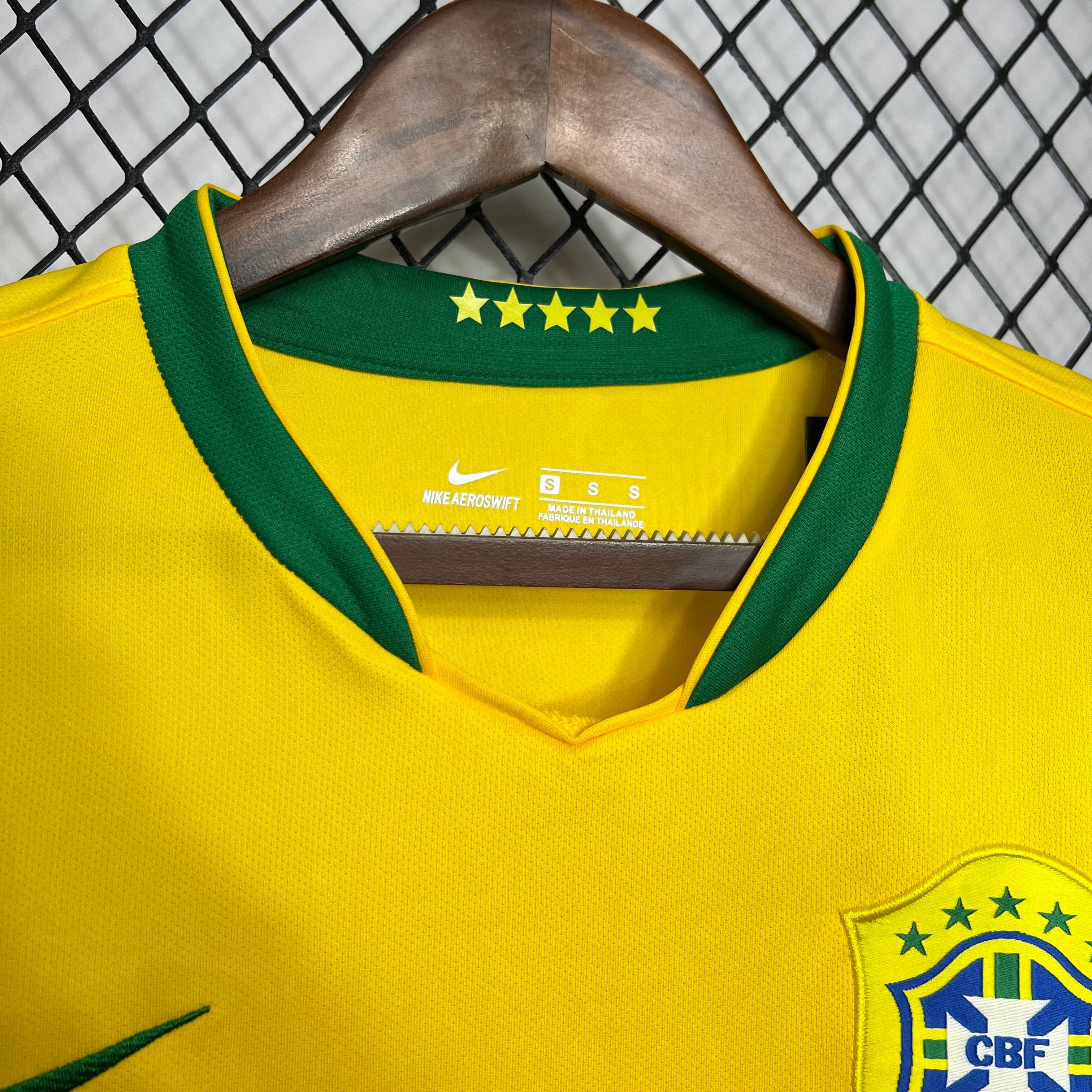 Brazil 2006 Home - Retro