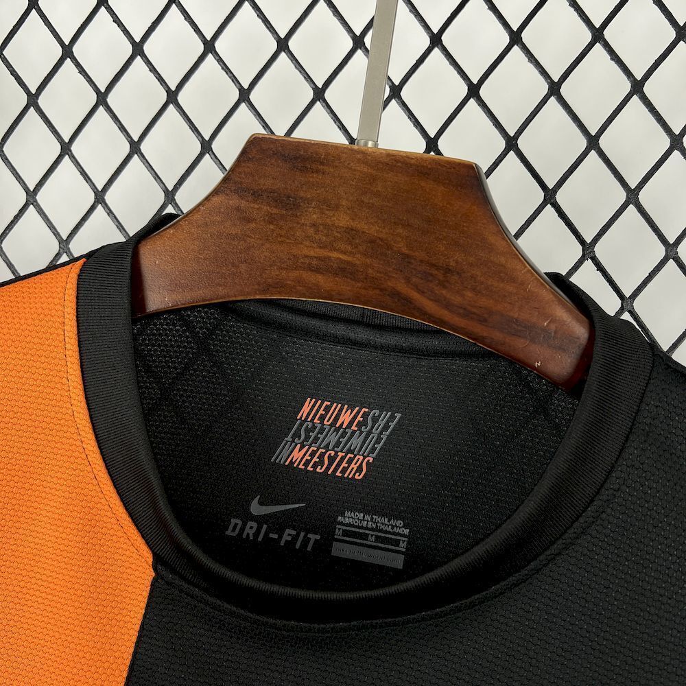 Netherlands 2012 Away - Retro
