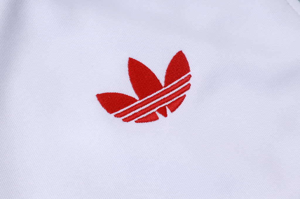 Liverpool FC 2026/27 White/GreyTracksuit | Adult and Kids Sizes