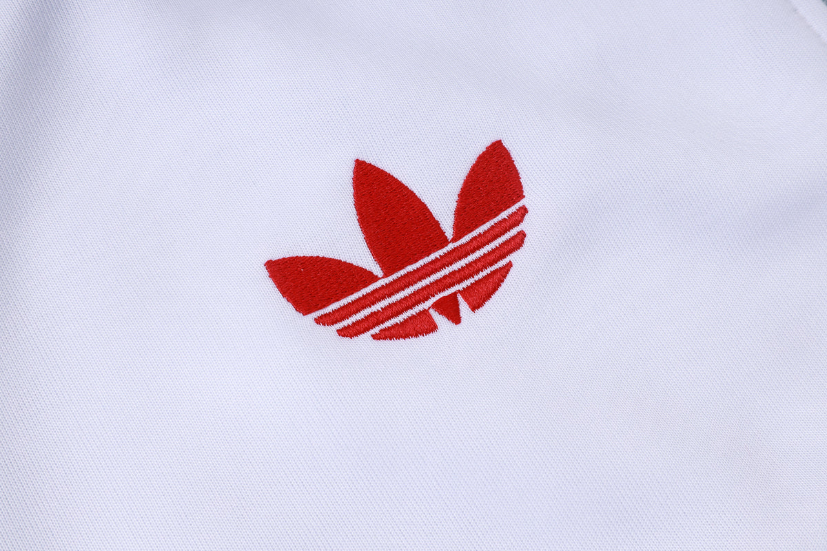 Liverpool FC 2026/27 White/GreyTracksuit | Adult and Kids Sizes