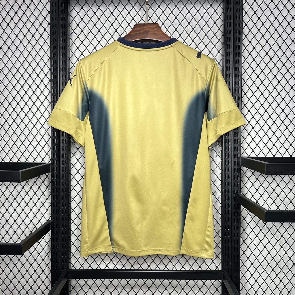 Italy 2006 Goalkeeper - Retro