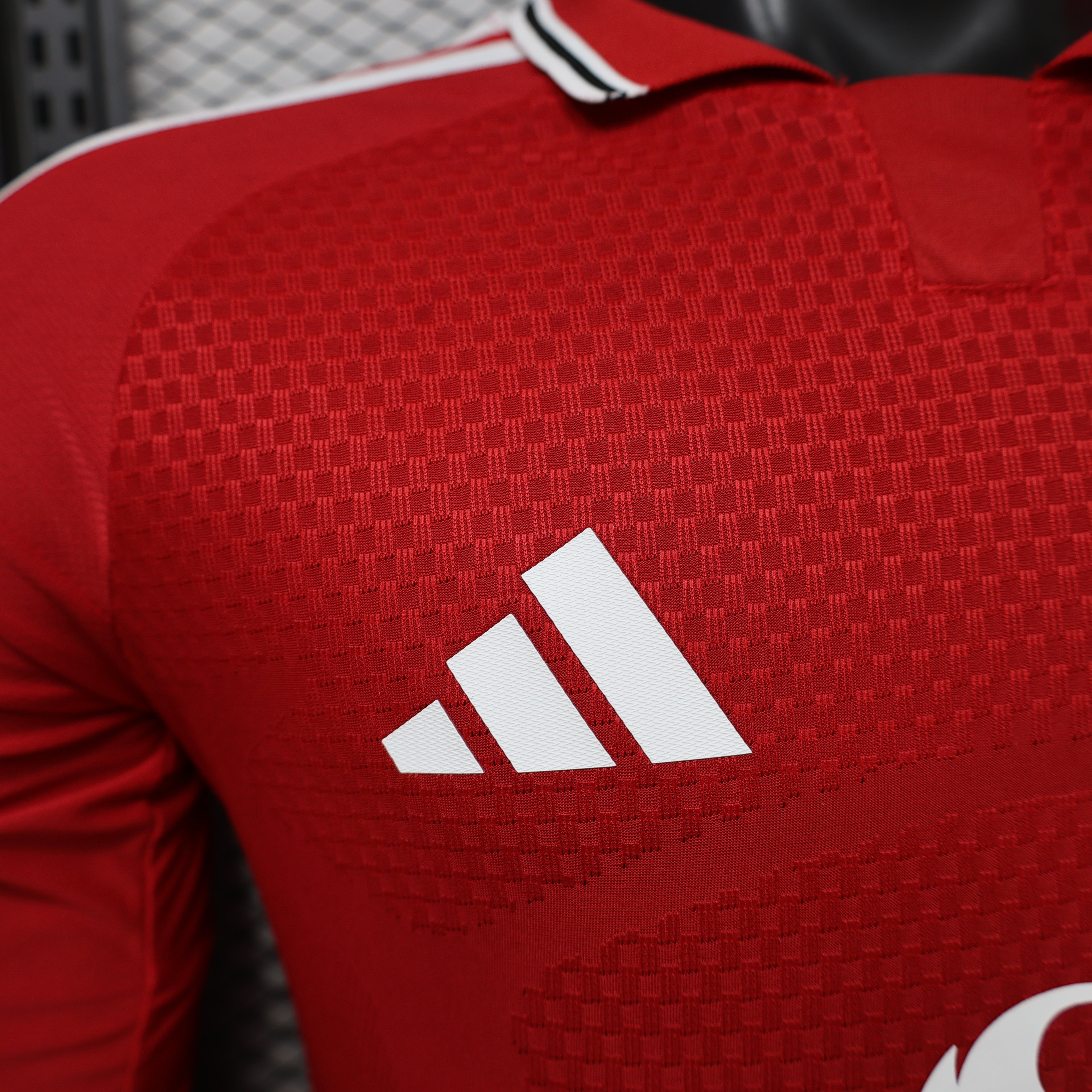 Manchester United 2026/27 Home Long Sleeve - Player Version