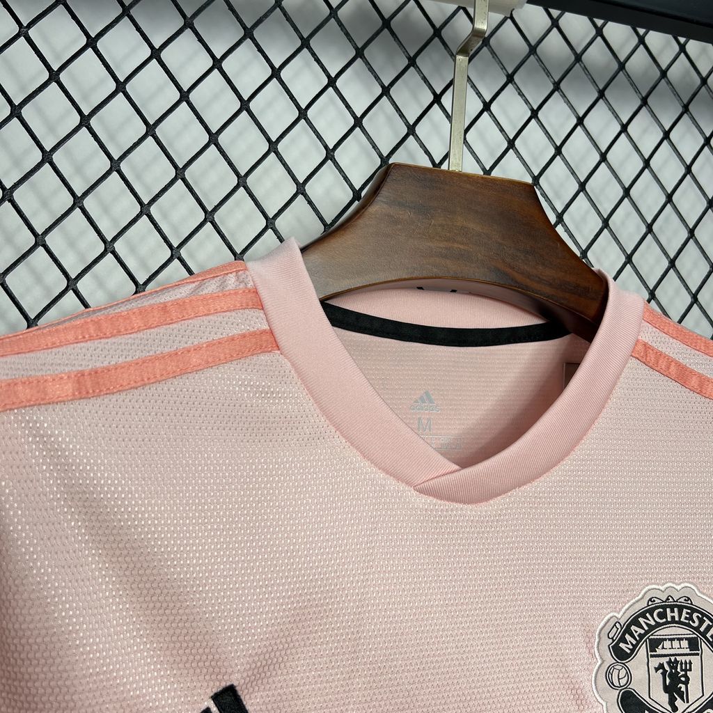 Manchester United 2018/19 Away - Retro