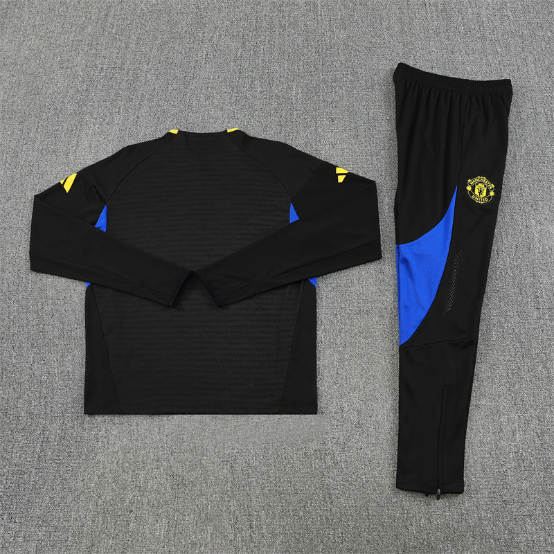 Manchester United 2025/26 Black ¼ Zip Training Set | Adult + Kids Sizes