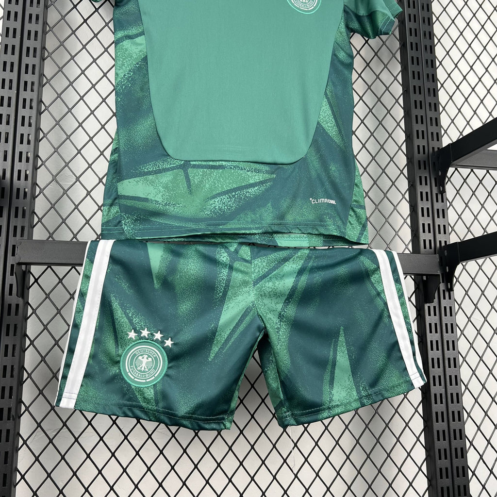 Germany 2026 Goalkeeper - Kid Kit