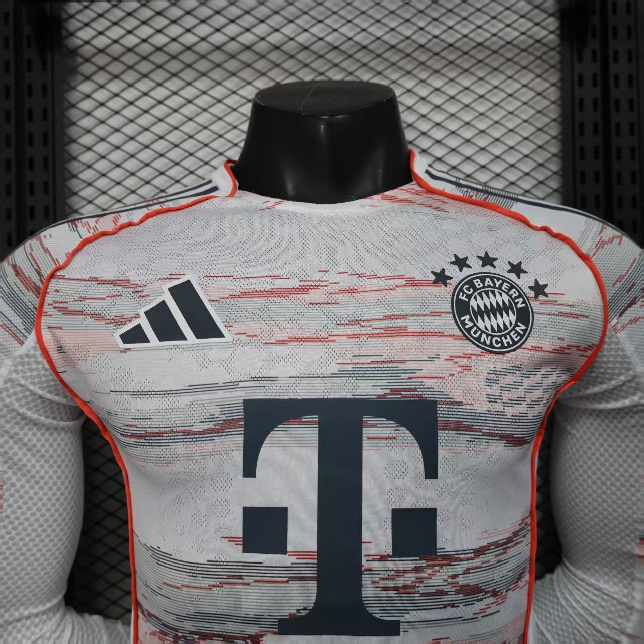 Bayern Munich 2025/26 Away Long Sleeve - Player Version