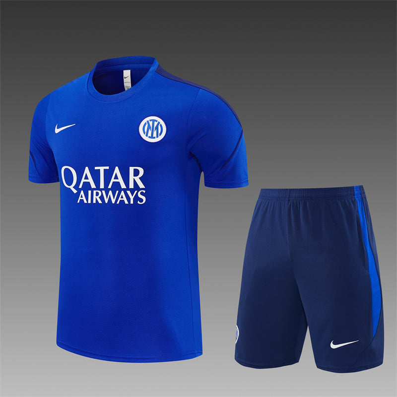 Blue Inter training T-shirt and shorts set, crew neck and Nike swoosh