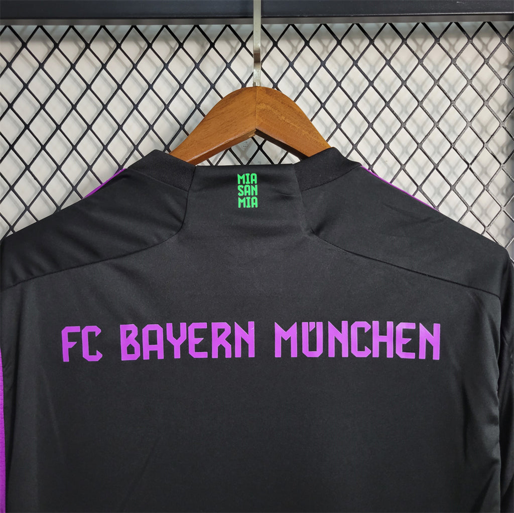 Bayern Munich 2023/24 Away - Fan Version