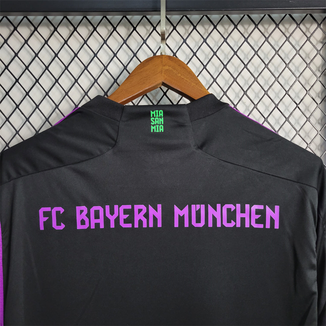 Bayern Munich 2023/24 Away - Fan Version