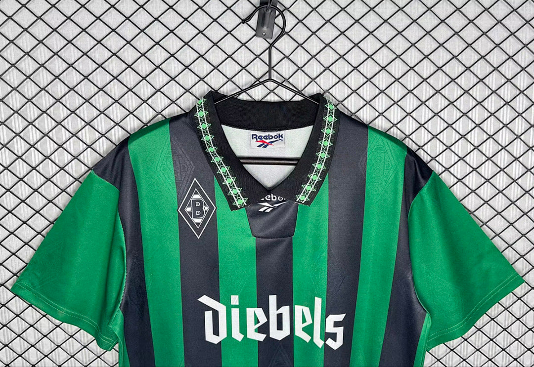 Borussia Monchengladbach 1995/96 Away - Retro